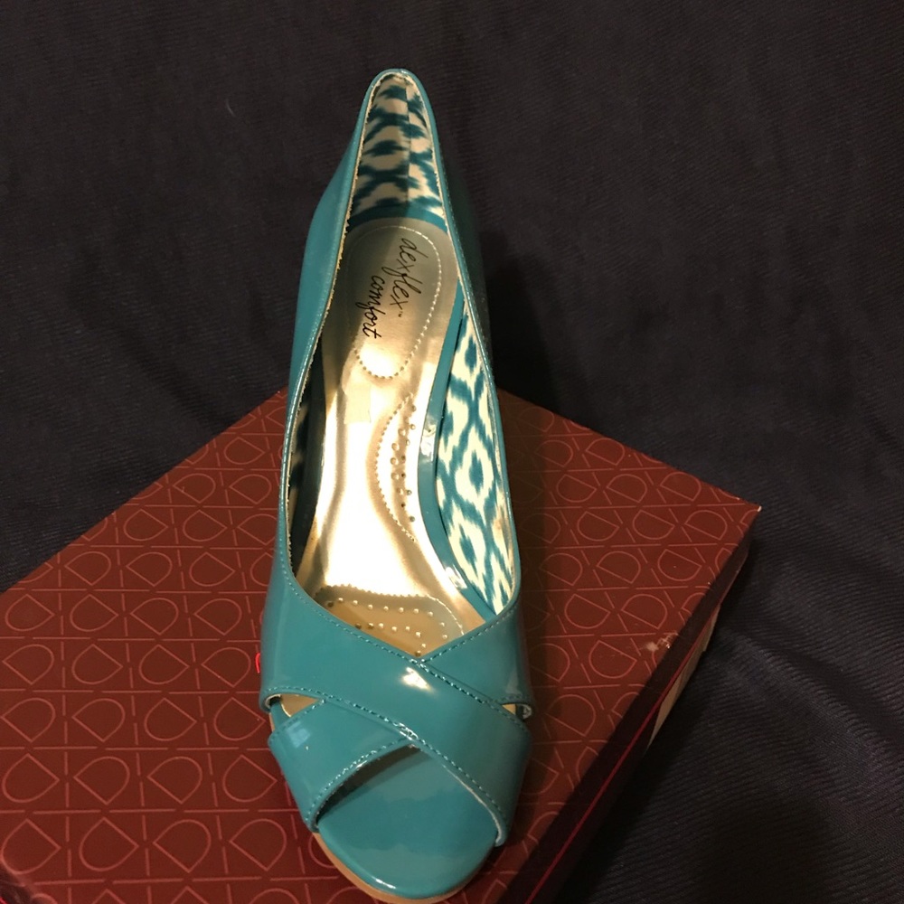 Turquoise Sandal - Picture 2 of 3